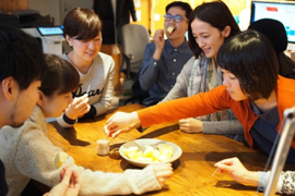 まずはお茶でも