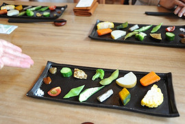 畑の上にも30年