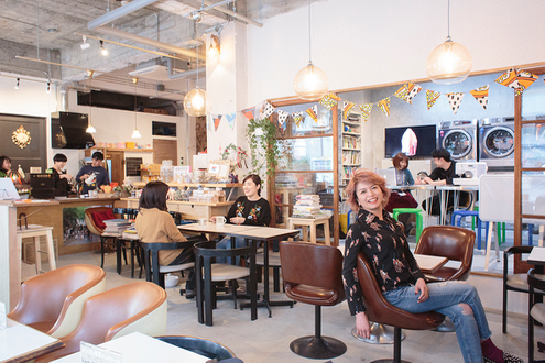 人が集まる場所ナイト