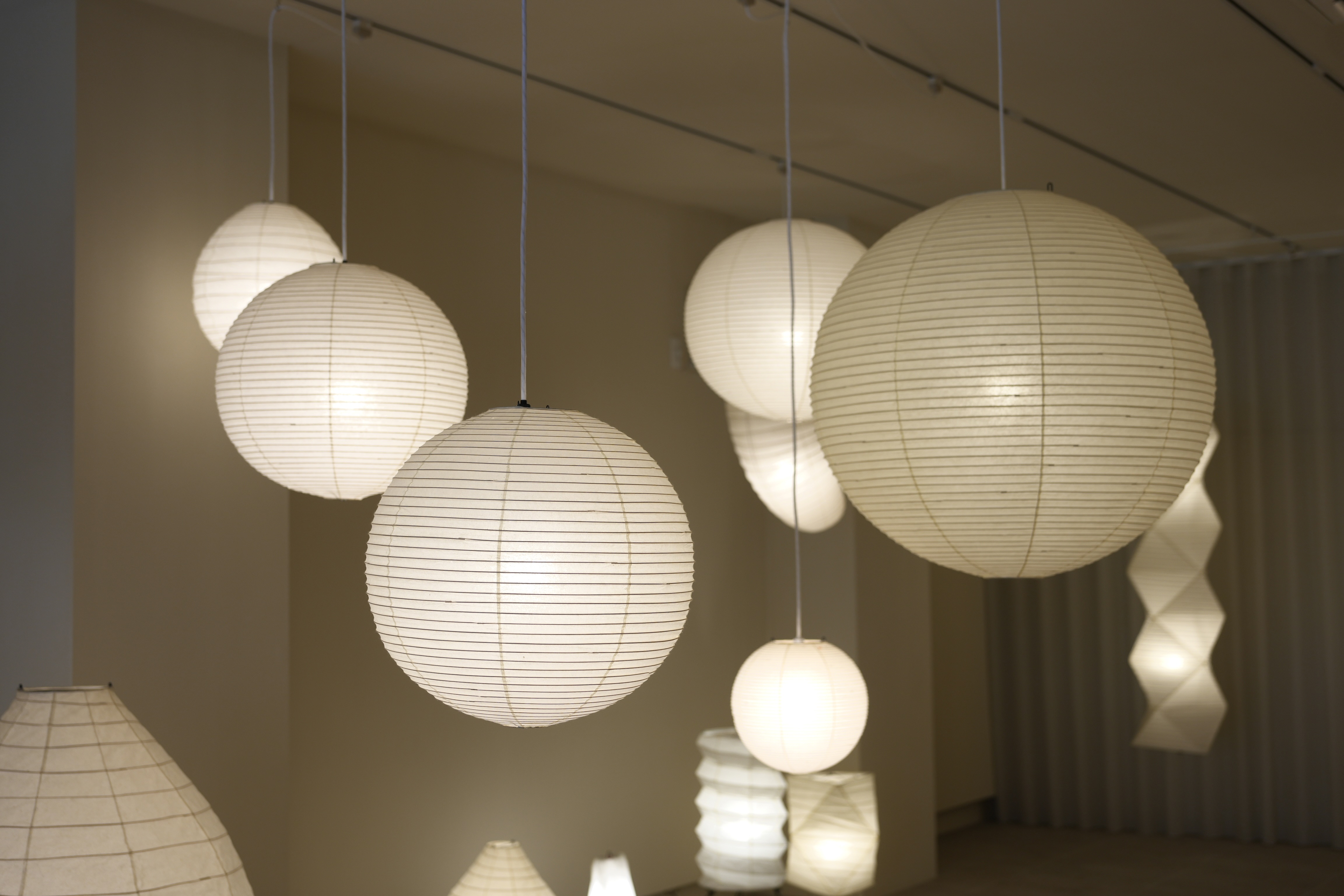 本物を世界へ届ける和紙のアカリの発信地 / 株式会社オゼキ / 日本仕事百貨