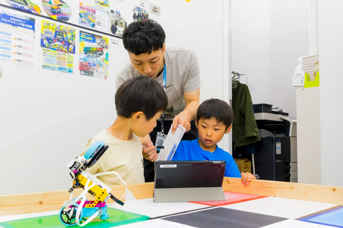 好きを学びに 社会とつながる機会を この教室から